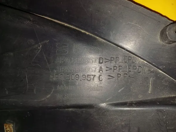 Vasen Etu Lokasuoja SEAT Altea Toledo 04-15 5P0809957D image 8