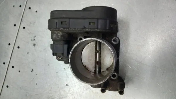 Drosselklappe Mercedes Benz A W168 1.6B A1661410225 image 2