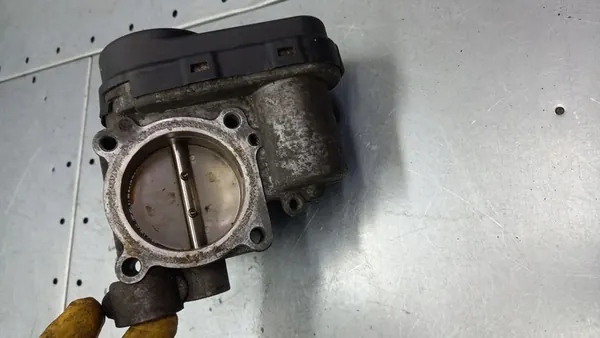 Drosselklappe Mercedes Benz A W168 1.6B A1661410225 image 4