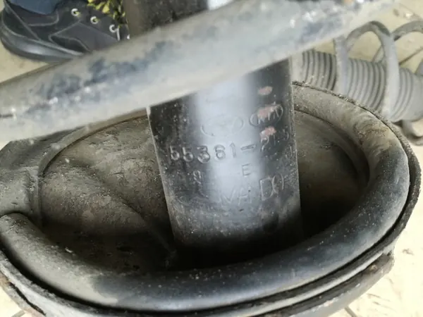 AMMORTIZZATORE POSTERIORE DESTRO HYUNDAI TUCSON I 2004-2010 OEM image 4