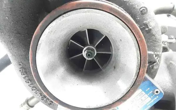 Turbo VOLVO V70 III 31293086 2.4L Diesel image 4