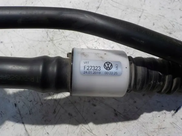 AdBlue-Einlassrohr VW Golf VII 1.6 TDI OEM L30619LA image 6