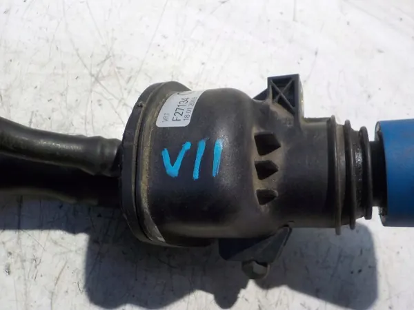 AdBlue-Einlassrohr VW Golf VII 1.6 TDI OEM L30619LA image 9