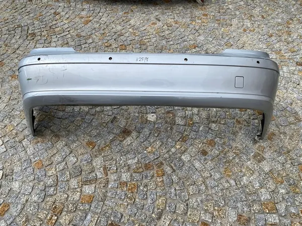 Parachoques trasero cromado Mercedes 211 E-Class OEM image 2