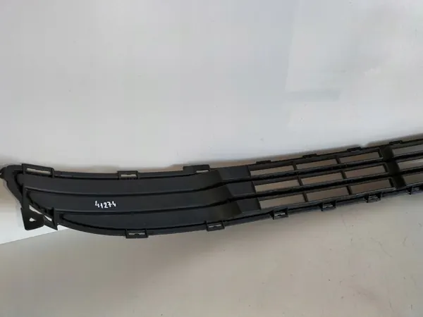 Front Bumper Grille KIA RIO II 05-08 image 4