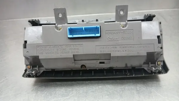 Panel AC OEM VOLVOMAR-142191-D026Z Honda CR-V II image 7