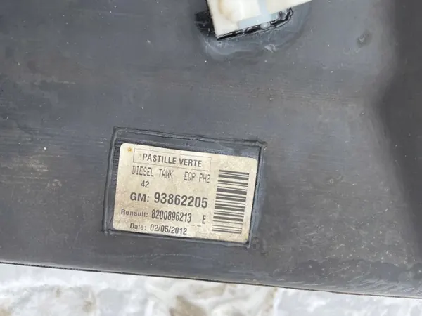 Brandstoftank Renault Trafic II OEM 8200896213 image 3