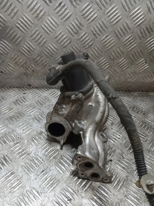 Válvula EGR con enfriador de escape Renault Modus image 5