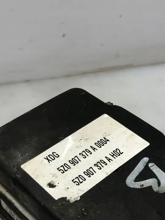Controlador Bomba ABS OEM 0265231626 Usado image 3