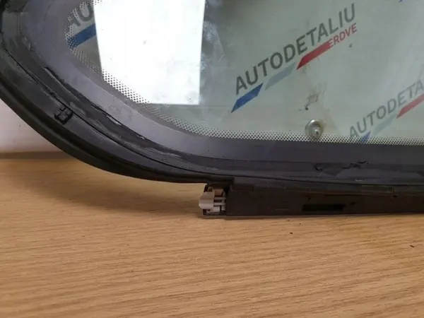 Gebruikt BMW OE 7286167 Linker Achterruit F30/F80 image 4