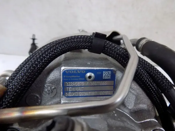 Turbocompresor completo VOLVO XC60 II B4 2.0D image 10