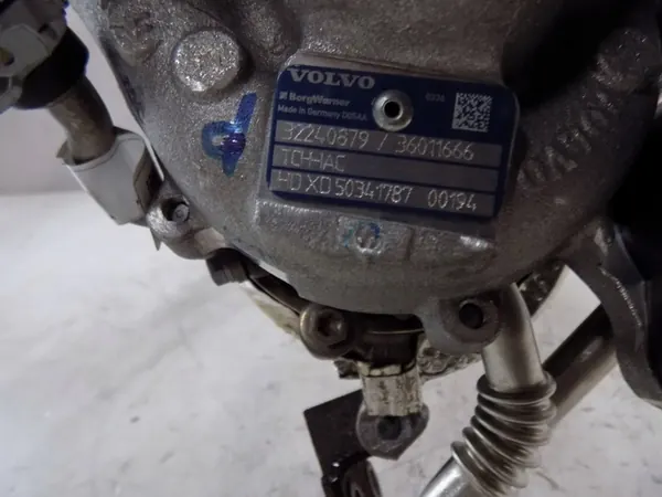 Turbocompresor completo VOLVO XC60 II B4 2.0D image 9