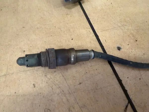 Sonda Lambda Mazda OEM PYFA-188G1 para 2.0L image 3