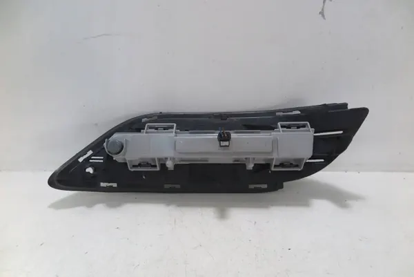 Mercedes-Benz A2049069100 Vänster Fram Grill med DRL image 4