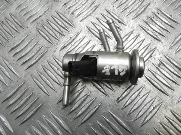 INIETTORE ADBLUE MERCEDES GLC X253 220d A0004904100 image 2