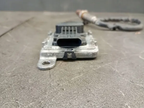 Sensor NOx OEM A009052519 para Mercedes GLC X253 image 3