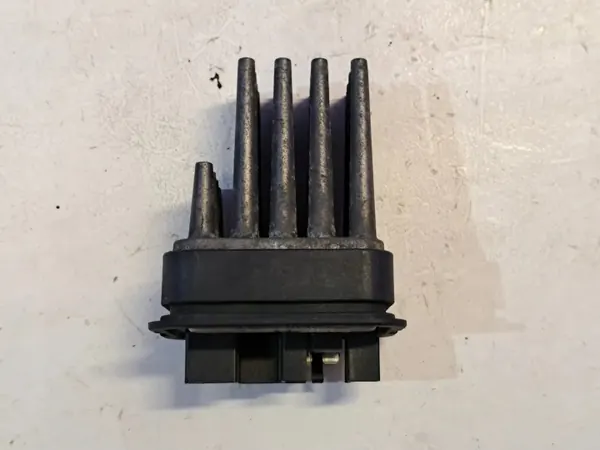 Relais Ventilateur Chauffage Saab OEM 90566802 9-3 (YS3F) image 3