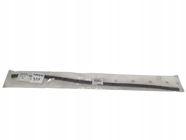 Joint de calandre Toyota Yaris 3 OEM 533950D030 - Occasion image 2