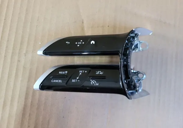 Mercedes E350 rattmultifunktionsknappar OEM A0999055109 image 2