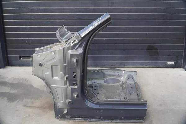 Cobertura Pilar A Esquerdo BMW X6 G06 Peça OEM - Usado image 2