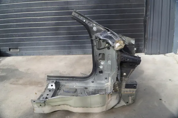 Cobertura Pilar A Esquerdo BMW X6 G06 Peça OEM - Usado image 5