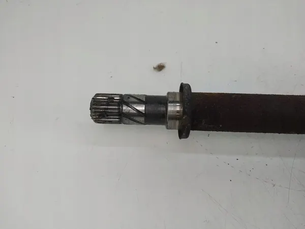 Arbre de transmission avant droit Nissan Juke F15 1.6 DIG-T image 6