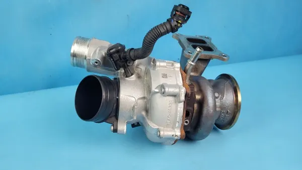 Käytetty SEAT OE turbo OEM 06Q145703H image 10