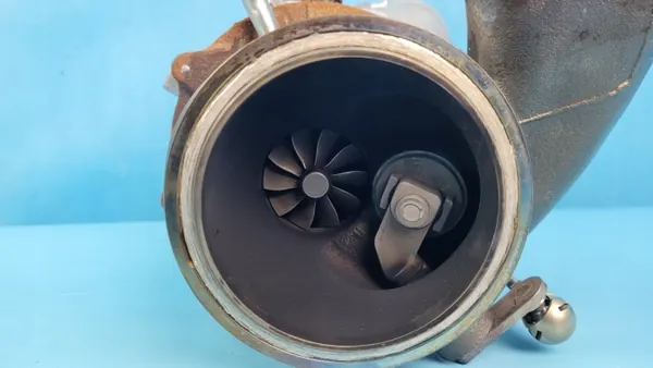 Käytetty SEAT OE turbo OEM 06Q145703H image 9