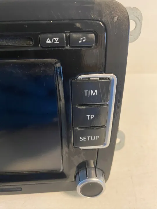 Radio GPS VW OEM 3C8057195X - Usado image 3