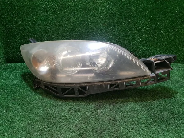 Farol direito Mazda 3 Hatchback OEM P3665R image 2