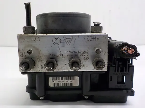 Bomba ABS Opel OEM 0265231537 Pieza Usada image 3