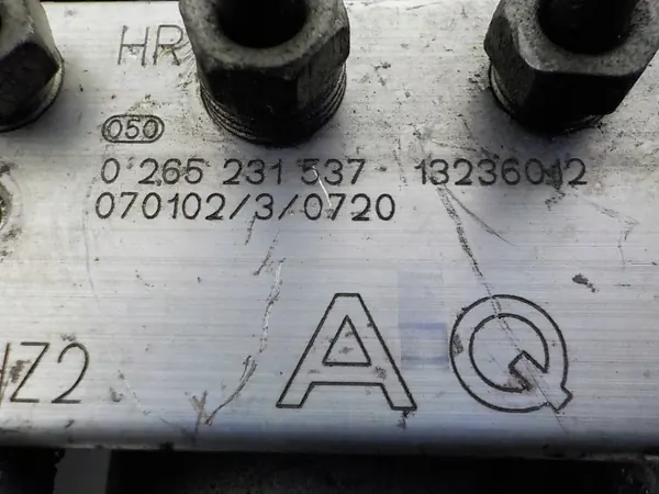 Bomba ABS Opel OEM 0265231537 Pieza Usada image 8