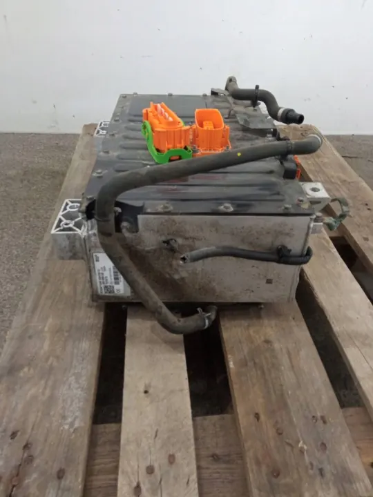 Batería híbrida Dacia usada OEM 295106913R 1.6 TCE image 3