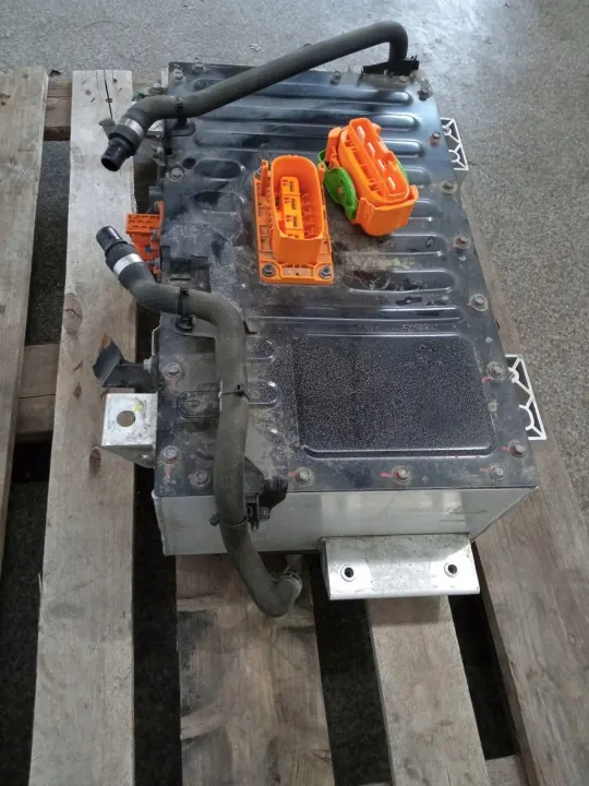 Batería híbrida Dacia usada OEM 295106913R 1.6 TCE image 5