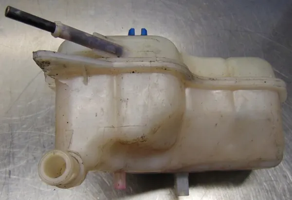 Réservoir d'eau OEM 4B3121403B pour Audi A6 C5 image 8