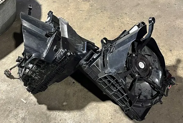 Links Rechts Audi GT Porsche Taycan image 2