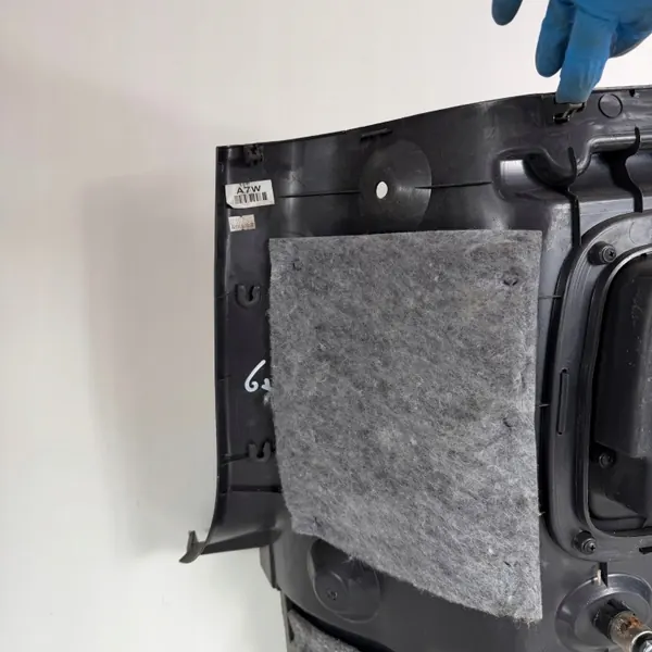Höger Bagageutrymmespanel OEM JPF857412K000 Kia Soul I image 7