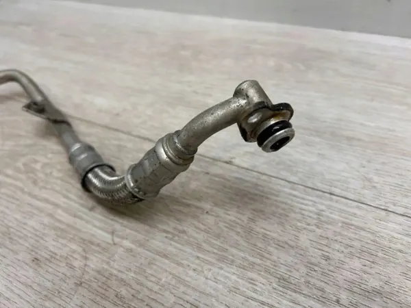 Porsche Turbosmörjningsslang OEM 9461078951 image 3
