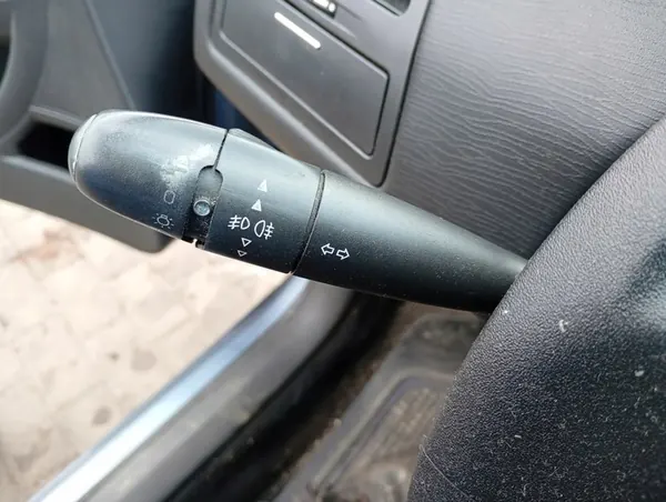 Lichtschalter Citroen C4 04-11 1.6 HDI MO-2411-39 image 3