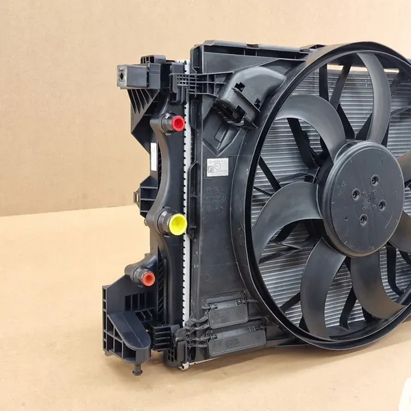 Complete Radiateurs Mercedes A W177 B W247 GLA H247 GLB X247 CLA X118 C118 image 3