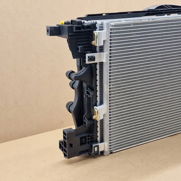 Complete Radiateurs Mercedes A W177 B W247 GLA H247 GLB X247 CLA X118 C118 image 8