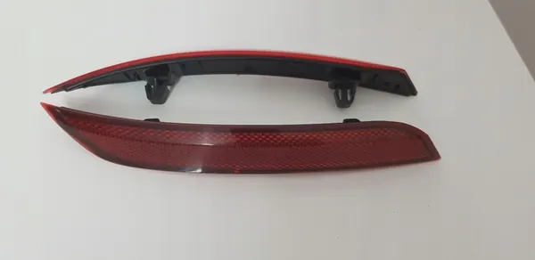 VW POLO Vasemman Puskureflektor 6C0945105B image 2