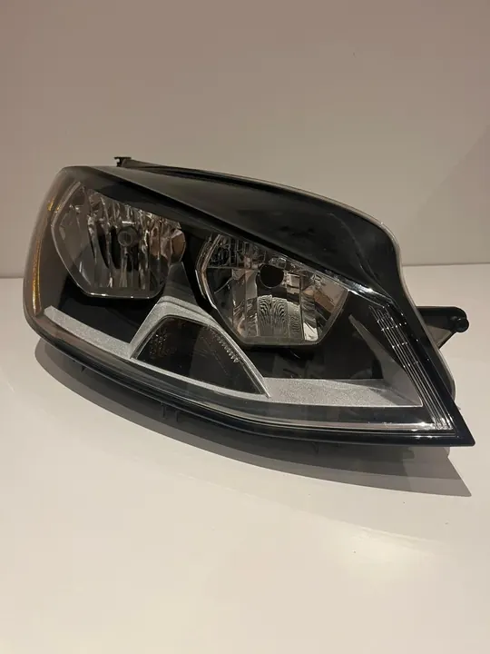 Farol Direito VW Golf 7 VII EUA 5GM941006C image 2