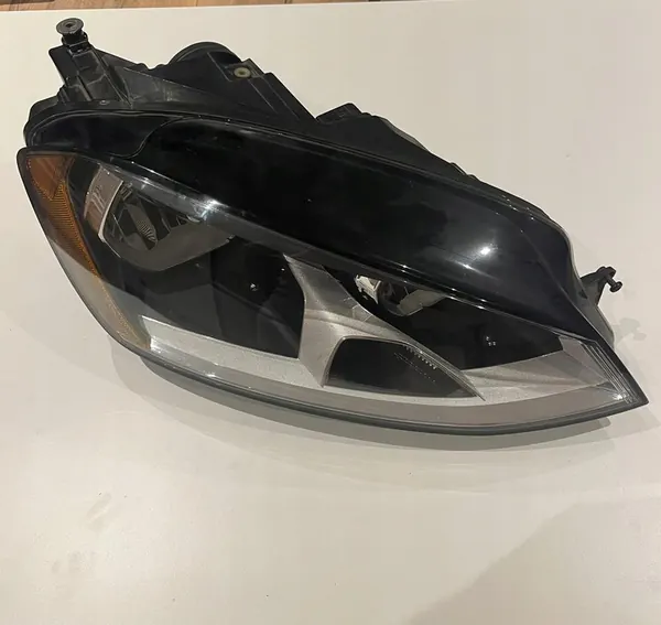 Farol Direito VW Golf 7 VII EUA 5GM941006C image 3