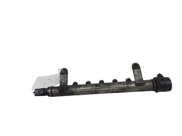 Citroen OE 9656917280 Einspritzschiene gebraucht image 3