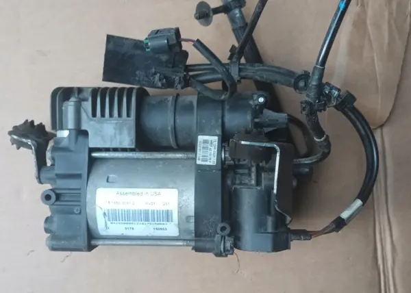 Federbein-Kompressor Jeep Grand Cherokee WK2 OEM 68204730AD image 4