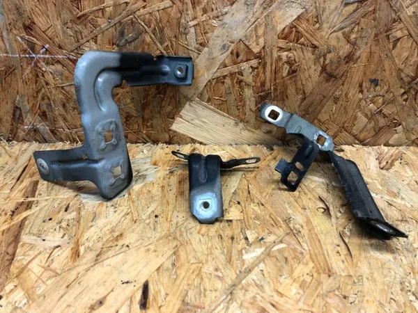 Suporte de para-lama dianteiro esquerdo OEM 7284651 BMW image 2