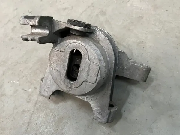 Moottorin tuki FIAT BRAVO II 1.4 T-JET 51894350 image 3