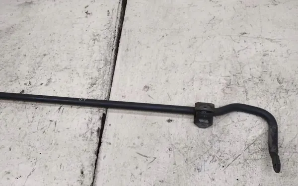 Mercedes-Benz Bakre stabilisator A2463204411 Begagnad image 4