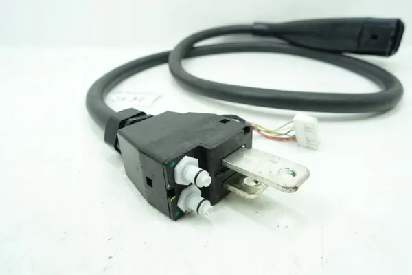 Câble Port de Charge Tesla OEM 1518751-00-C image 5